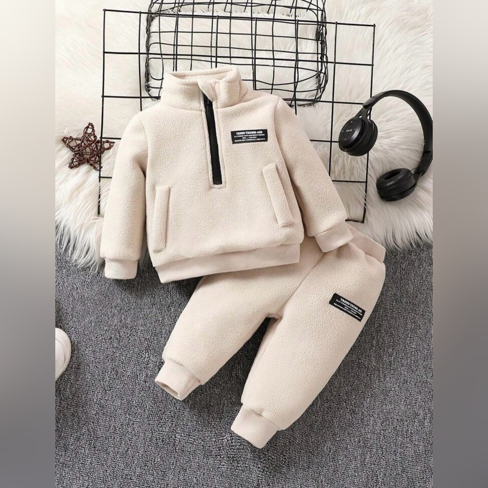 Baby Boy Star & Letter Graphic Two Tone Hooded Jumpsuit